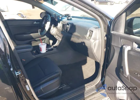 2017 Kia Sportage Lx z USA, uszkodzony, nr VIN KNDPM3ACXH7294233